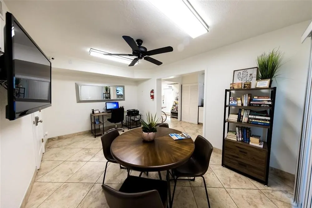 213 Fully Furnished 1Br Suite-Outdoor Pool Scottsdale