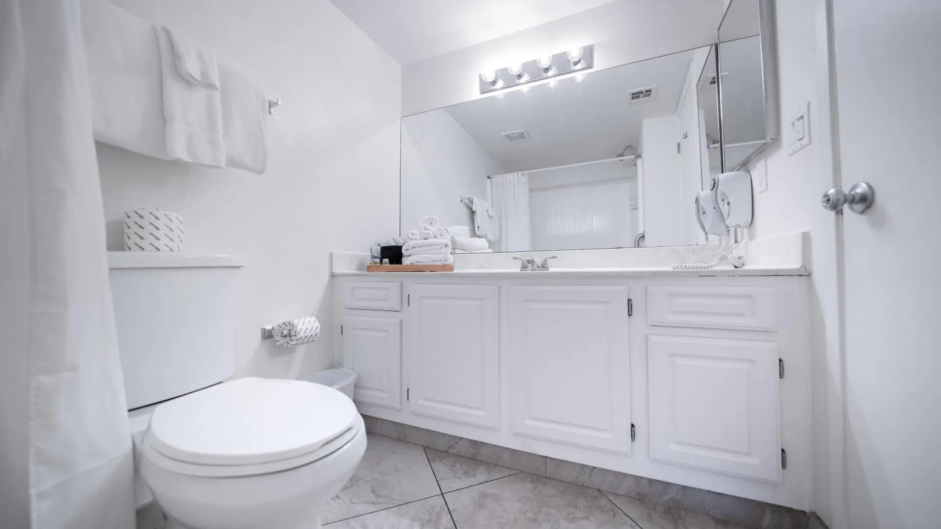 213 Fully Furnished 1Br Suite-Outdoor Pool Scottsdale 0*,  États-Unis